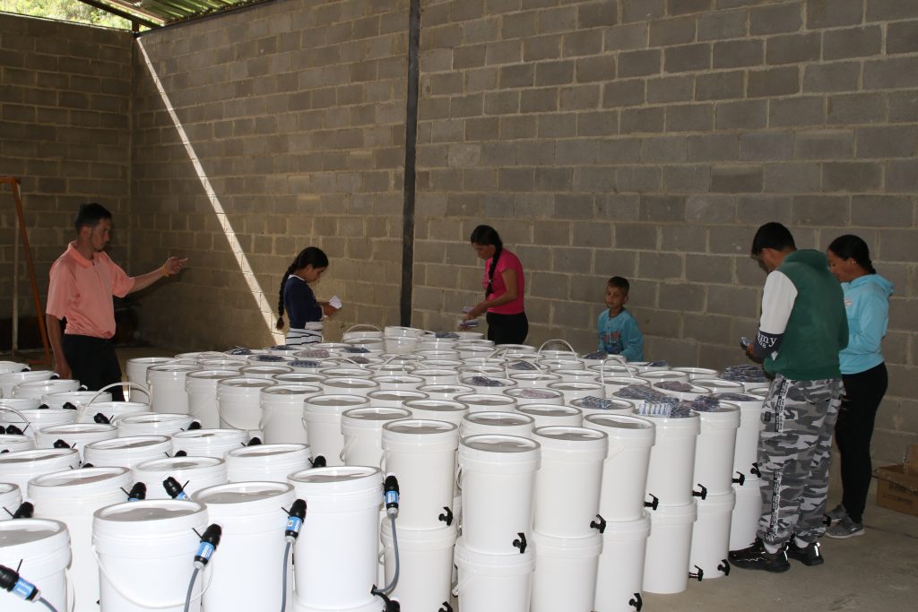 entrega-filtros-en-pericoco